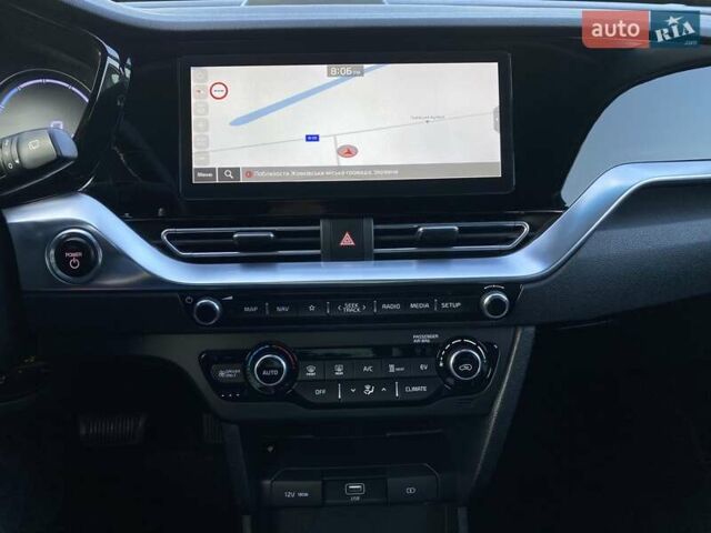 Червоний Кіа Niro, об'ємом двигуна 0 л та пробігом 128 тис. км за 19900 $, фото 38 на Automoto.ua