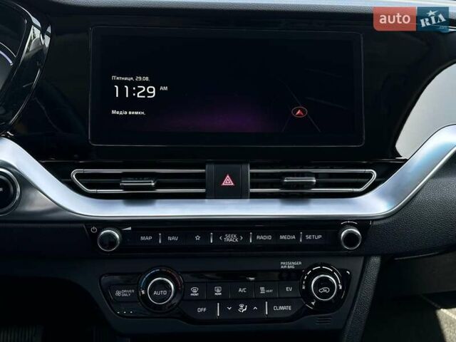 Червоний Кіа Niro, об'ємом двигуна 0 л та пробігом 48 тис. км за 23700 $, фото 52 на Automoto.ua