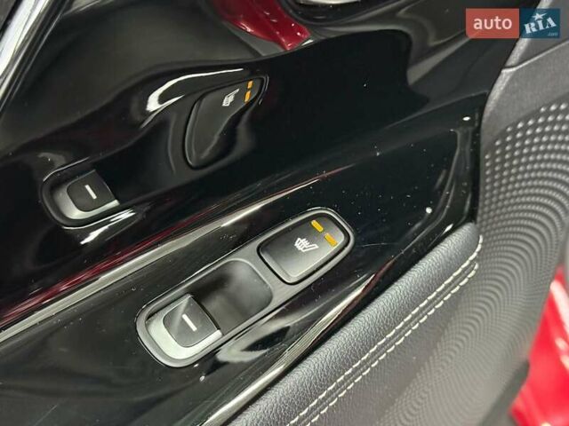 Червоний Кіа Niro, об'ємом двигуна 0 л та пробігом 110 тис. км за 19648 $, фото 28 на Automoto.ua