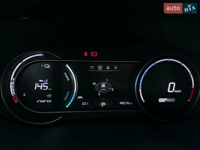 Червоний Кіа Niro, об'ємом двигуна 0 л та пробігом 48 тис. км за 23700 $, фото 46 на Automoto.ua