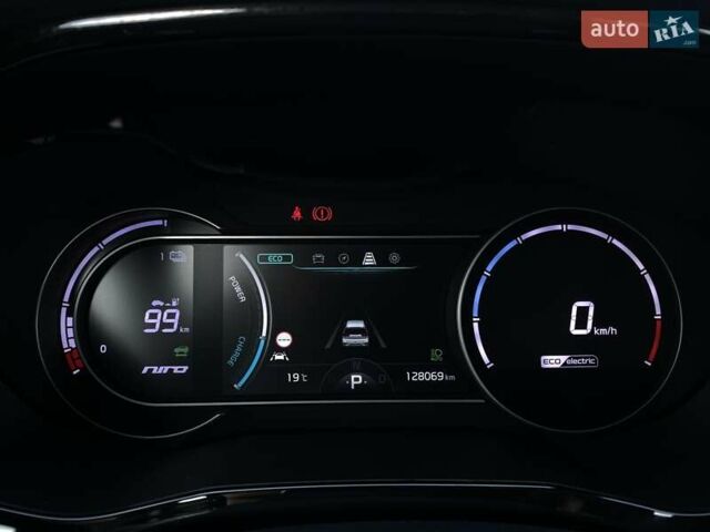 Червоний Кіа Niro, об'ємом двигуна 0 л та пробігом 128 тис. км за 19900 $, фото 31 на Automoto.ua