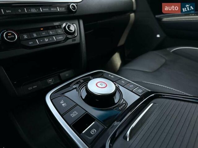 Червоний Кіа Niro, об'ємом двигуна 0 л та пробігом 48 тис. км за 23700 $, фото 60 на Automoto.ua