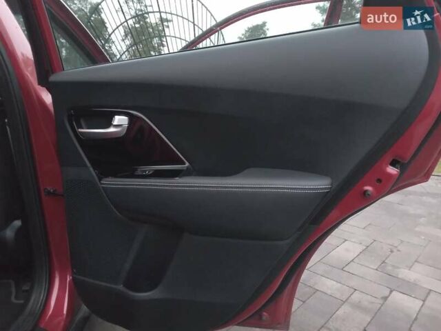 Красный Киа Niro, объемом двигателя 0 л и пробегом 87 тыс. км за 20492 $, фото 36 на Automoto.ua