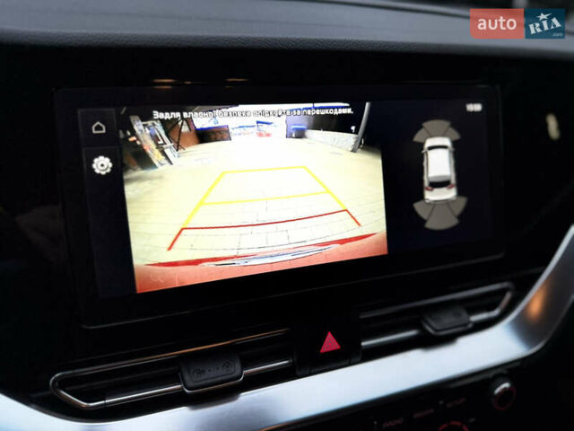 Червоний Кіа Niro, об'ємом двигуна 0 л та пробігом 151 тис. км за 18500 $, фото 75 на Automoto.ua