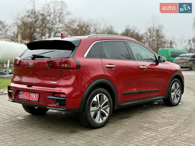 Червоний Кіа Niro, об'ємом двигуна 0 л та пробігом 128 тис. км за 19900 $, фото 11 на Automoto.ua