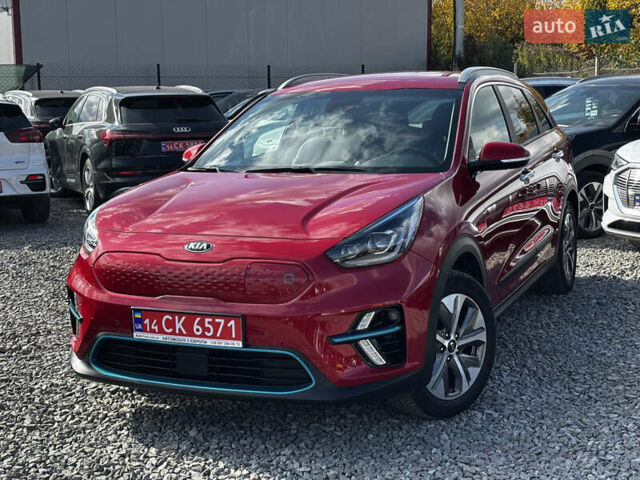 Красный Киа Niro, объемом двигателя 0 л и пробегом 44 тыс. км за 22600 $, фото 6 на Automoto.ua