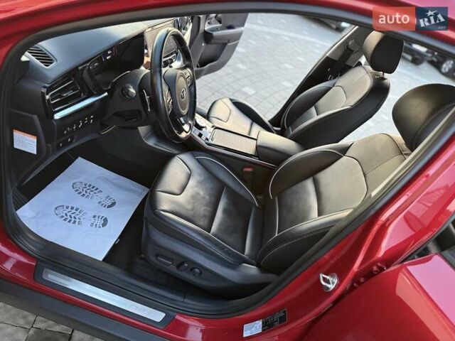 Красный Киа Niro, объемом двигателя 0 л и пробегом 67 тыс. км за 19850 $, фото 51 на Automoto.ua