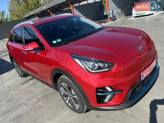 Червоний Кіа Niro, об'ємом двигуна 0 л та пробігом 151 тис. км за 19999 $, фото 1 на Automoto.ua