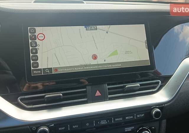 Красный Киа Niro, объемом двигателя 0 л и пробегом 105 тыс. км за 19999 $, фото 28 на Automoto.ua