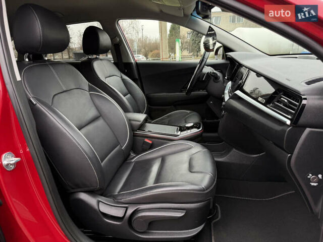 Червоний Кіа Niro, об'ємом двигуна 0 л та пробігом 128 тис. км за 19900 $, фото 60 на Automoto.ua