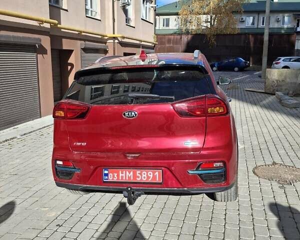 Червоний Кіа Niro, об'ємом двигуна 0 л та пробігом 110 тис. км за 19800 $, фото 5 на Automoto.ua