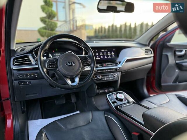 Красный Киа Niro, объемом двигателя 0 л и пробегом 67 тыс. км за 19850 $, фото 76 на Automoto.ua