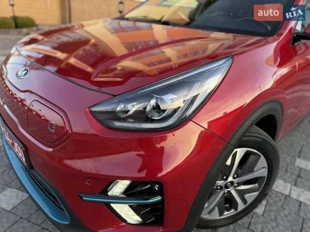 Красный Киа Niro, объемом двигателя 0 л и пробегом 67 тыс. км за 19850 $, фото 23 на Automoto.ua