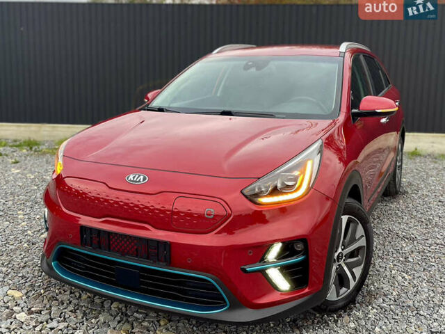 Киа Niro 2020 в Дрогобыче на Automoto.ua Красный Киа Niro, объемом двигателя 0 л и пробегом 159 тыс. км за 19399 $, фото 10 на Automoto.ua