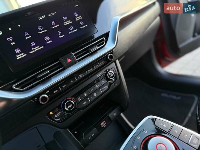 Красный Киа Niro, объемом двигателя 0 л и пробегом 67 тыс. км за 19850 $, фото 60 на Automoto.ua