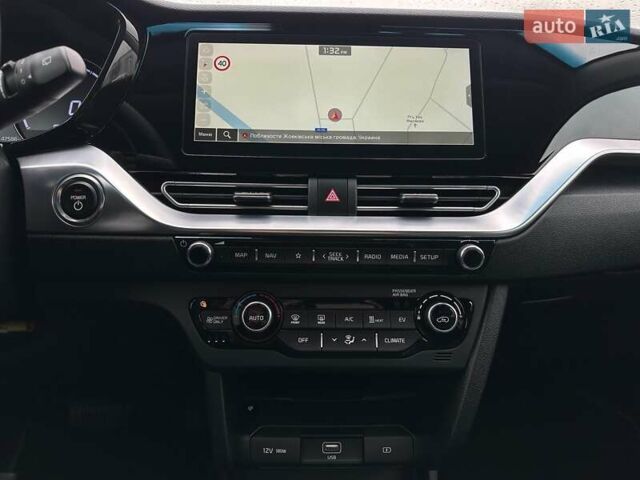 Красный Киа Niro, объемом двигателя 0 л и пробегом 47 тыс. км за 23900 $, фото 62 на Automoto.ua