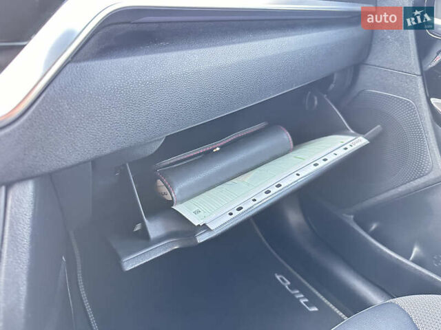 Красный Киа Niro, объемом двигателя 0 л и пробегом 163 тыс. км за 17850 $, фото 68 на Automoto.ua