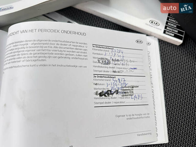 Красный Киа Niro, объемом двигателя 0 л и пробегом 163 тыс. км за 17850 $, фото 81 на Automoto.ua