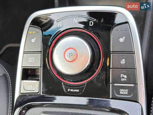 Красный Киа Niro, объемом двигателя 0 л и пробегом 163 тыс. км за 17850 $, фото 50 на Automoto.ua