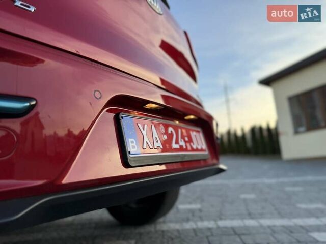 Красный Киа Niro, объемом двигателя 0 л и пробегом 67 тыс. км за 19850 $, фото 39 на Automoto.ua