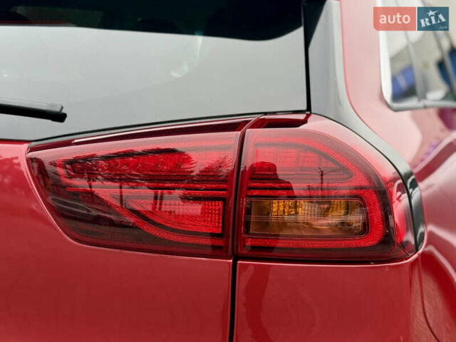 Червоний Кіа Niro, об'ємом двигуна 0 л та пробігом 128 тис. км за 19900 $, фото 20 на Automoto.ua