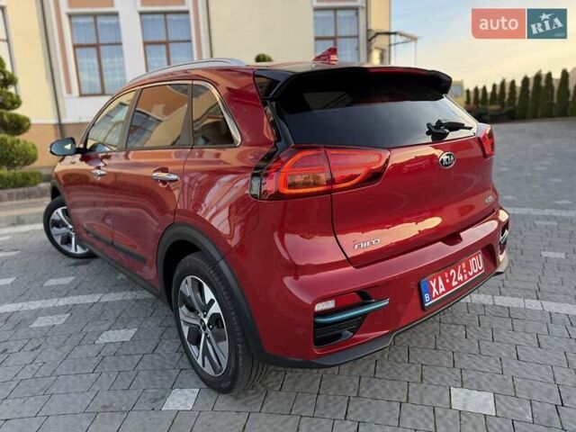 Красный Киа Niro, объемом двигателя 0 л и пробегом 67 тыс. км за 19850 $, фото 35 на Automoto.ua