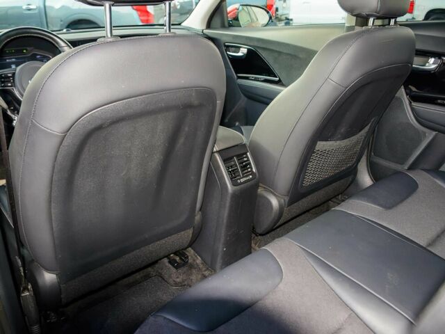 Красный Киа Niro, объемом двигателя 1.6 л и пробегом 38 тыс. км за 13500 $, фото 10 на Automoto.ua