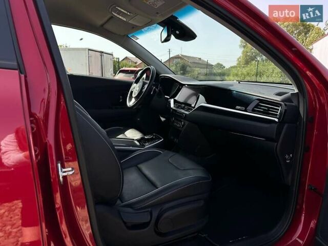 Червоний Кіа Niro, об'ємом двигуна 0 л та пробігом 48 тис. км за 23700 $, фото 76 на Automoto.ua