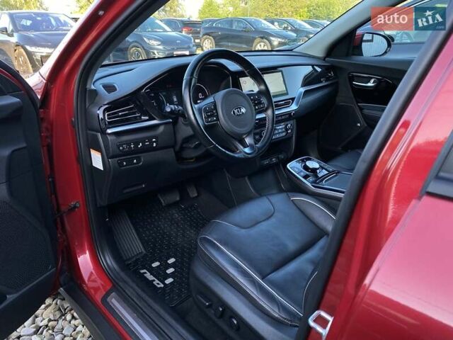 Червоний Кіа Niro, об'ємом двигуна 0 л та пробігом 128 тис. км за 19900 $, фото 1 на Automoto.ua