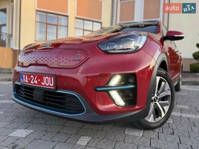 Красный Киа Niro, объемом двигателя 0 л и пробегом 67 тыс. км за 19850 $, фото 22 на Automoto.ua