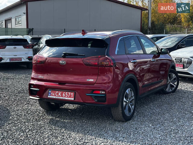 Красный Киа Niro, объемом двигателя 0 л и пробегом 44 тыс. км за 22600 $, фото 15 на Automoto.ua