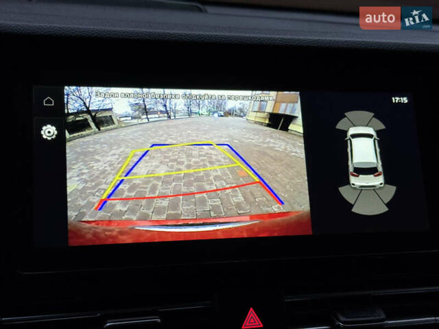 Красный Киа Niro, объемом двигателя 0 л и пробегом 144 тыс. км за 18800 $, фото 28 на Automoto.ua