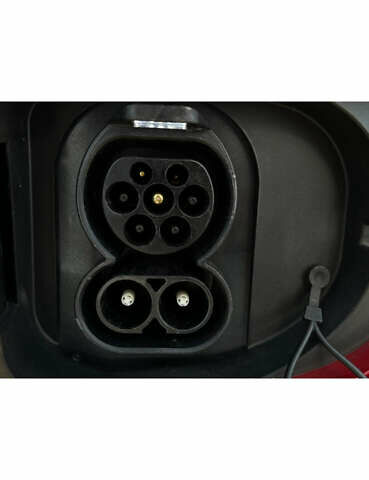 Червоний Кіа Niro, об'ємом двигуна 0 л та пробігом 48 тис. км за 23700 $, фото 13 на Automoto.ua