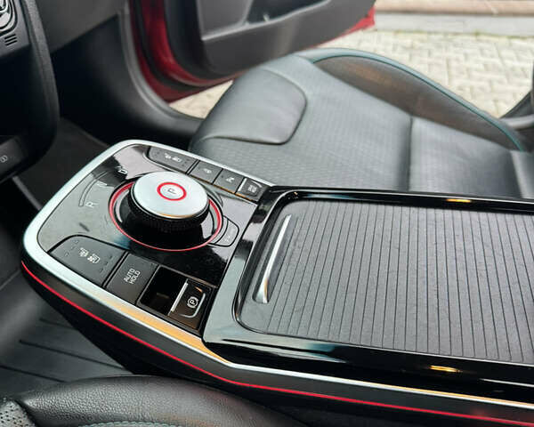 Красный Киа Niro, объемом двигателя 0 л и пробегом 144 тыс. км за 18800 $, фото 42 на Automoto.ua