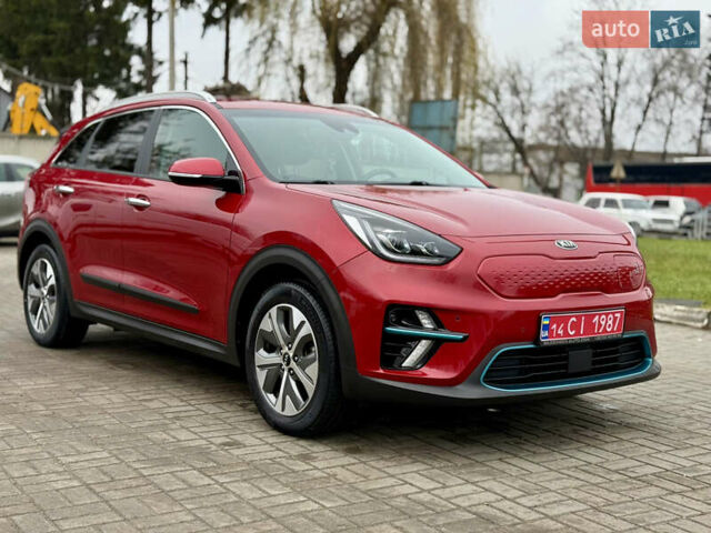 Червоний Кіа Niro, об'ємом двигуна 0 л та пробігом 128 тис. км за 19900 $, фото 1 на Automoto.ua