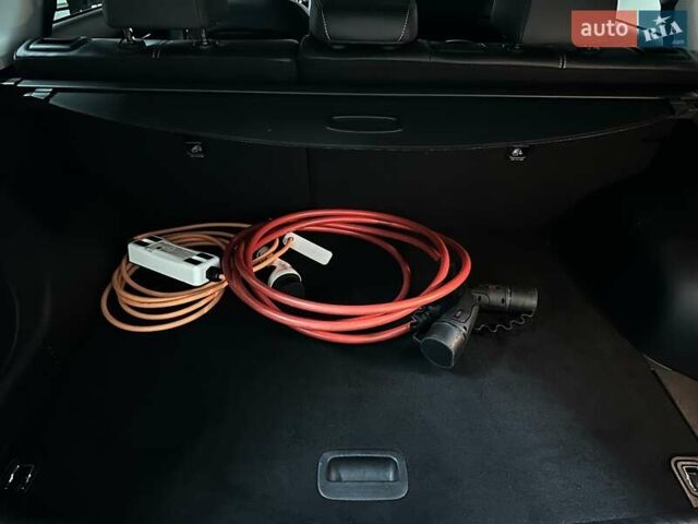 Красный Киа Niro, объемом двигателя 0 л и пробегом 47 тыс. км за 23900 $, фото 90 на Automoto.ua