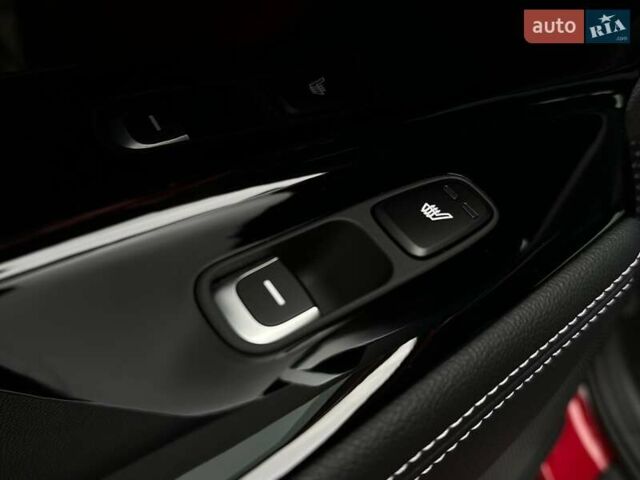 Красный Киа Niro, объемом двигателя 0 л и пробегом 47 тыс. км за 24900 $, фото 87 на Automoto.ua