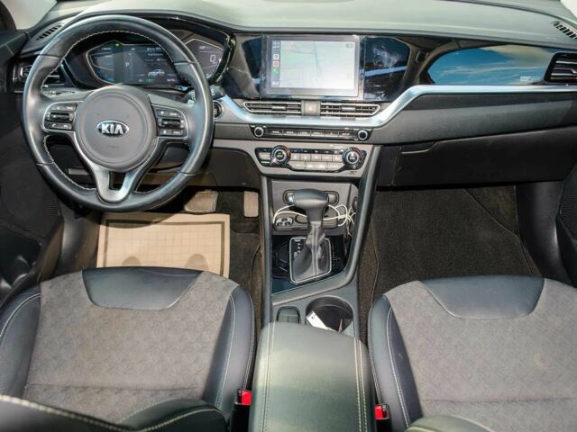 Красный Киа Niro, объемом двигателя 1.6 л и пробегом 38 тыс. км за 13500 $, фото 7 на Automoto.ua