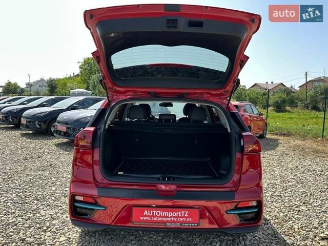 Червоний Кіа Niro, об'ємом двигуна 0 л та пробігом 48 тис. км за 23700 $, фото 70 на Automoto.ua