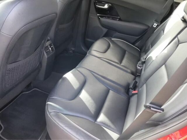Красный Киа Niro, объемом двигателя 0 л и пробегом 84 тыс. км за 18368 $, фото 14 на Automoto.ua