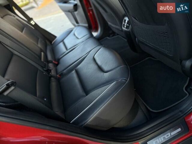 Красный Киа Niro, объемом двигателя 0 л и пробегом 67 тыс. км за 19850 $, фото 93 на Automoto.ua
