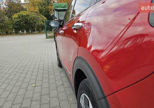 Киа Niro 2020 в Радомышле на Automoto.ua Красный Киа Niro, объемом двигателя 0 л и пробегом 116 тыс. км за 20600 $, фото 5 на Automoto.ua