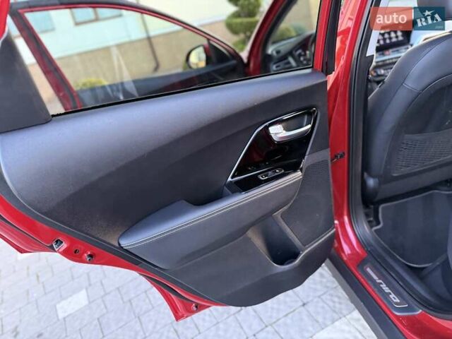 Красный Киа Niro, объемом двигателя 0 л и пробегом 67 тыс. км за 19850 $, фото 77 на Automoto.ua