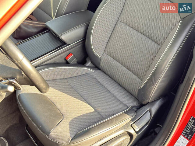 Красный Киа Niro, объемом двигателя 0 л и пробегом 161 тыс. км за 17950 $, фото 45 на Automoto.ua