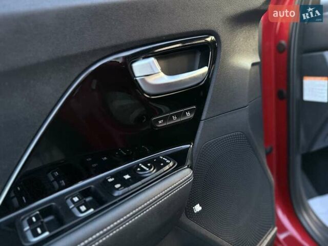 Красный Киа Niro, объемом двигателя 0 л и пробегом 67 тыс. км за 19850 $, фото 71 на Automoto.ua