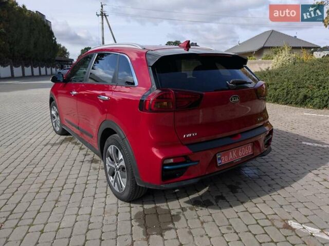 Червоний Кіа Niro, об'ємом двигуна 0 л та пробігом 146 тис. км за 19900 $, фото 3 на Automoto.ua