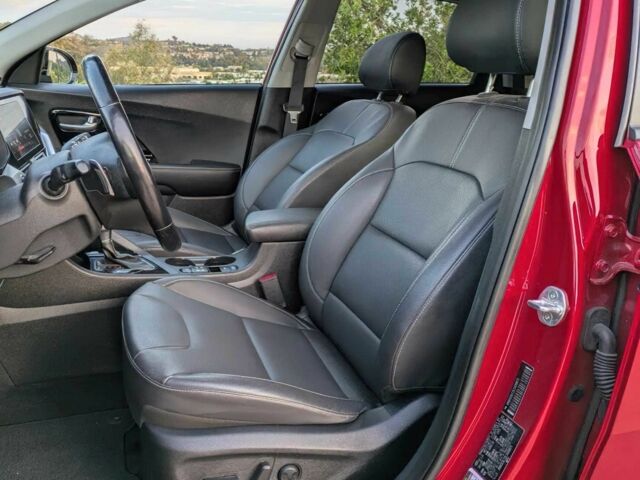 Красный Киа Niro, объемом двигателя 1.6 л и пробегом 40 тыс. км за 8200 $, фото 11 на Automoto.ua