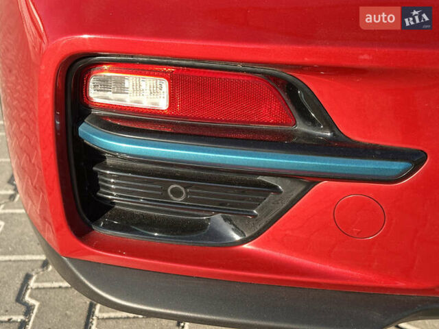 Красный Киа Niro, объемом двигателя 0 л и пробегом 163 тыс. км за 17850 $, фото 15 на Automoto.ua