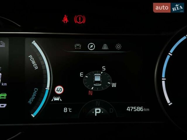 Красный Киа Niro, объемом двигателя 0 л и пробегом 47 тыс. км за 24900 $, фото 52 на Automoto.ua