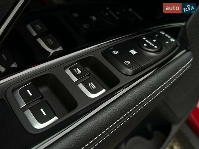 Красный Киа Niro, объемом двигателя 0 л и пробегом 47 тыс. км за 24900 $, фото 6 на Automoto.ua